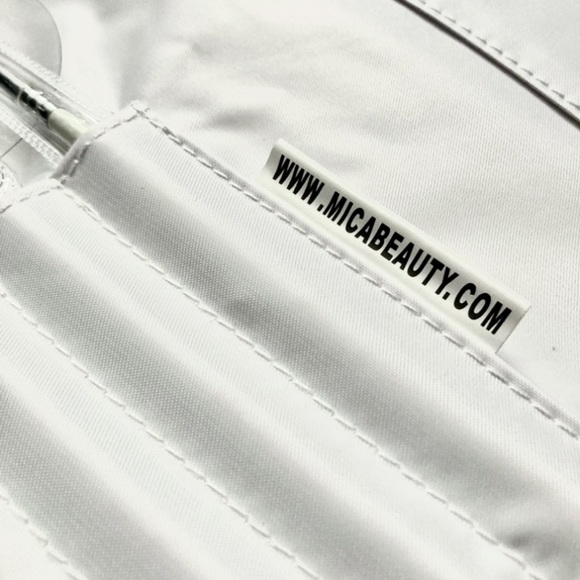 Mica Bella Beauty Deluxe Brush Set 10 piece snap roll case gift box red white - Picture 8 of 10